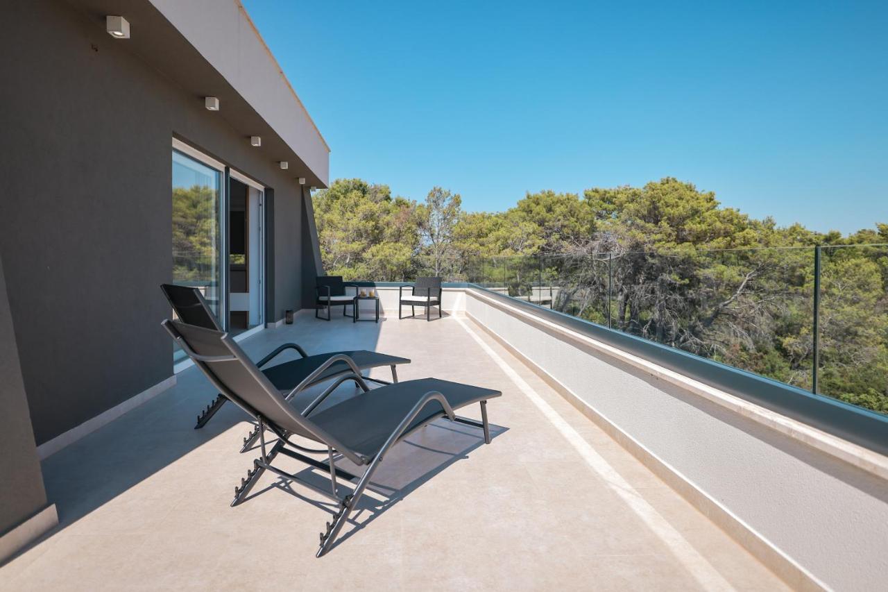 Rhapsody In Green - Luxury Villa In Zadar Crno Exterior foto