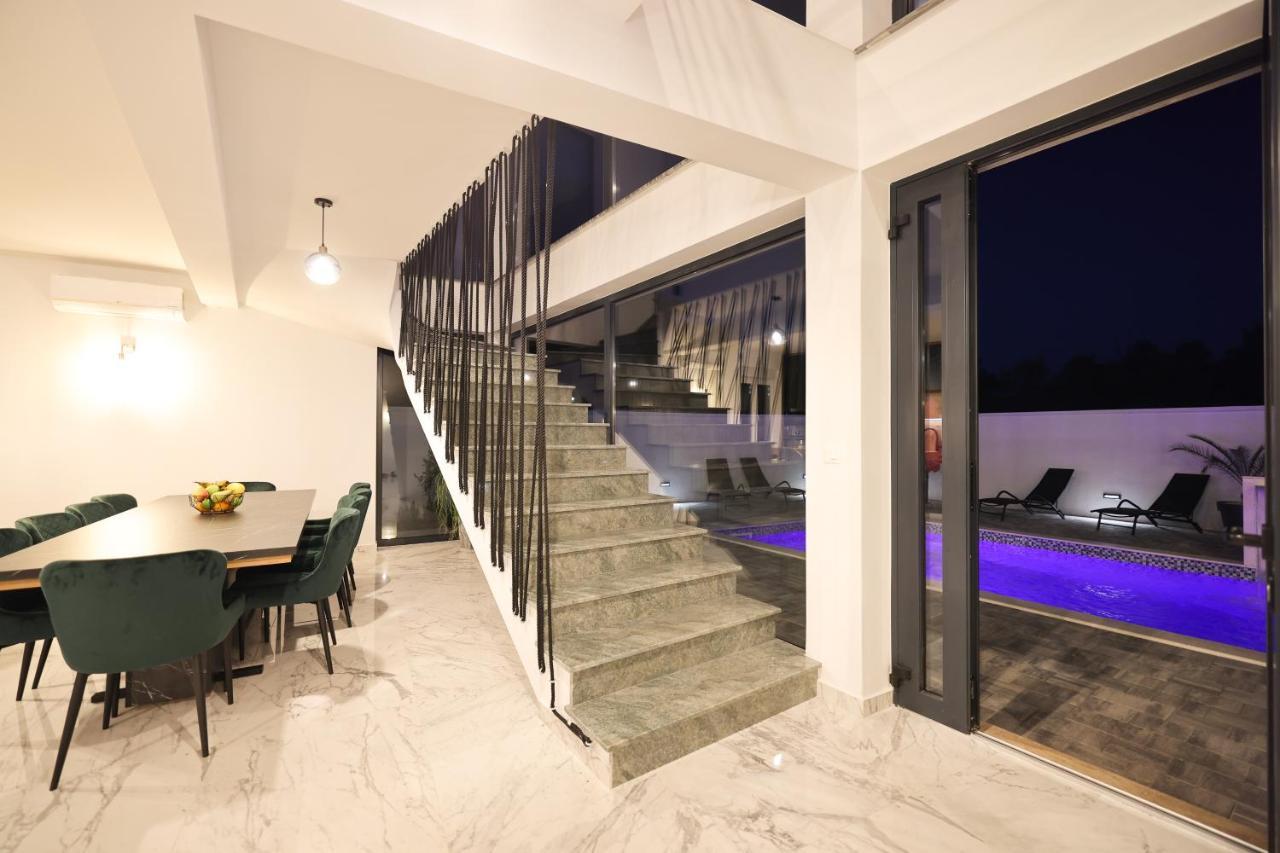 Rhapsody In Green - Luxury Villa In Zadar Crno Exterior foto